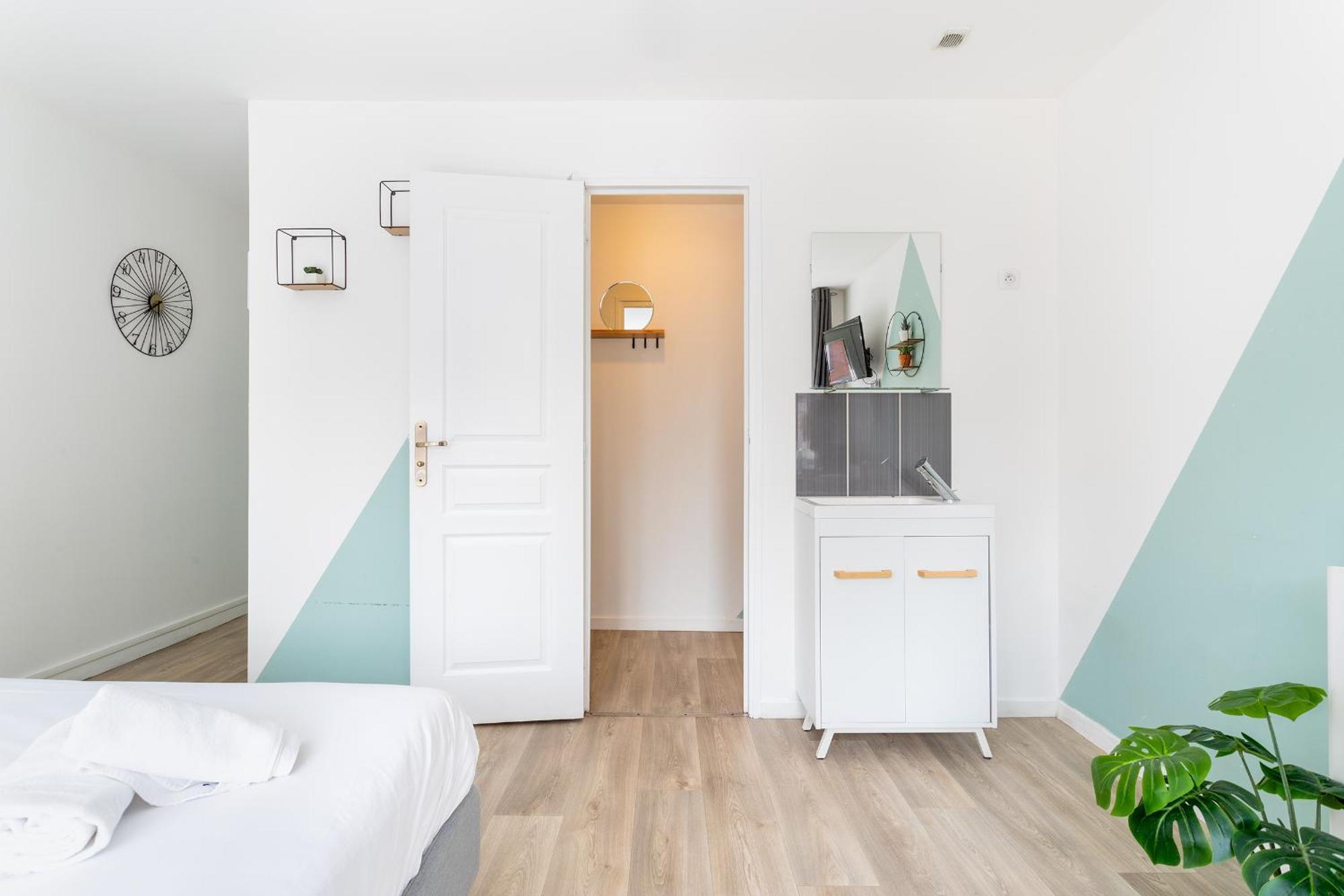 S&K Suite Grande Rue Roubaix - Chambre Spacieuse Et Sdb Privee - Netflix Et Cuisine Exteriör bild