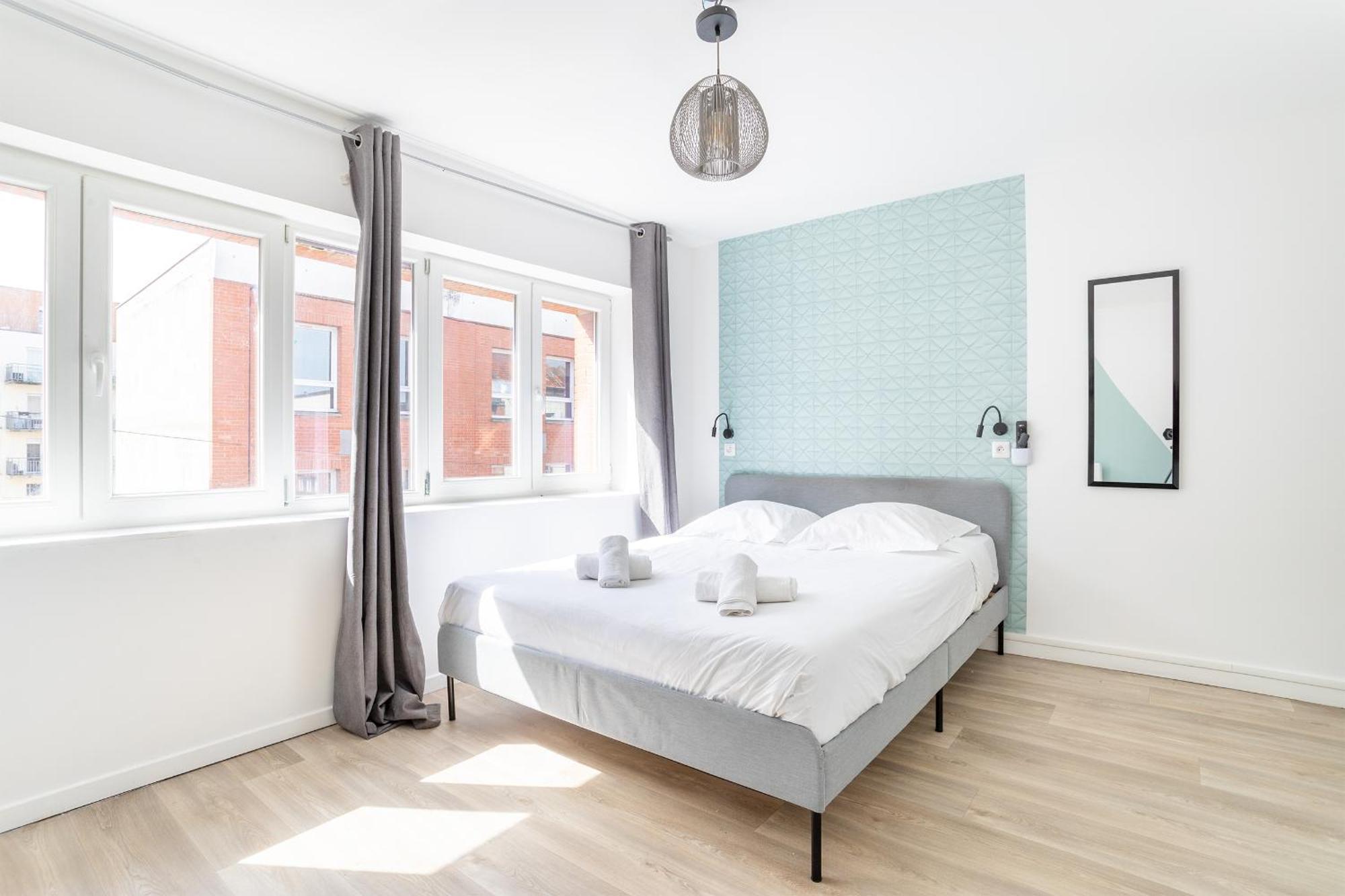 S&K Suite Grande Rue Roubaix - Chambre Spacieuse Et Sdb Privee - Netflix Et Cuisine Exteriör bild