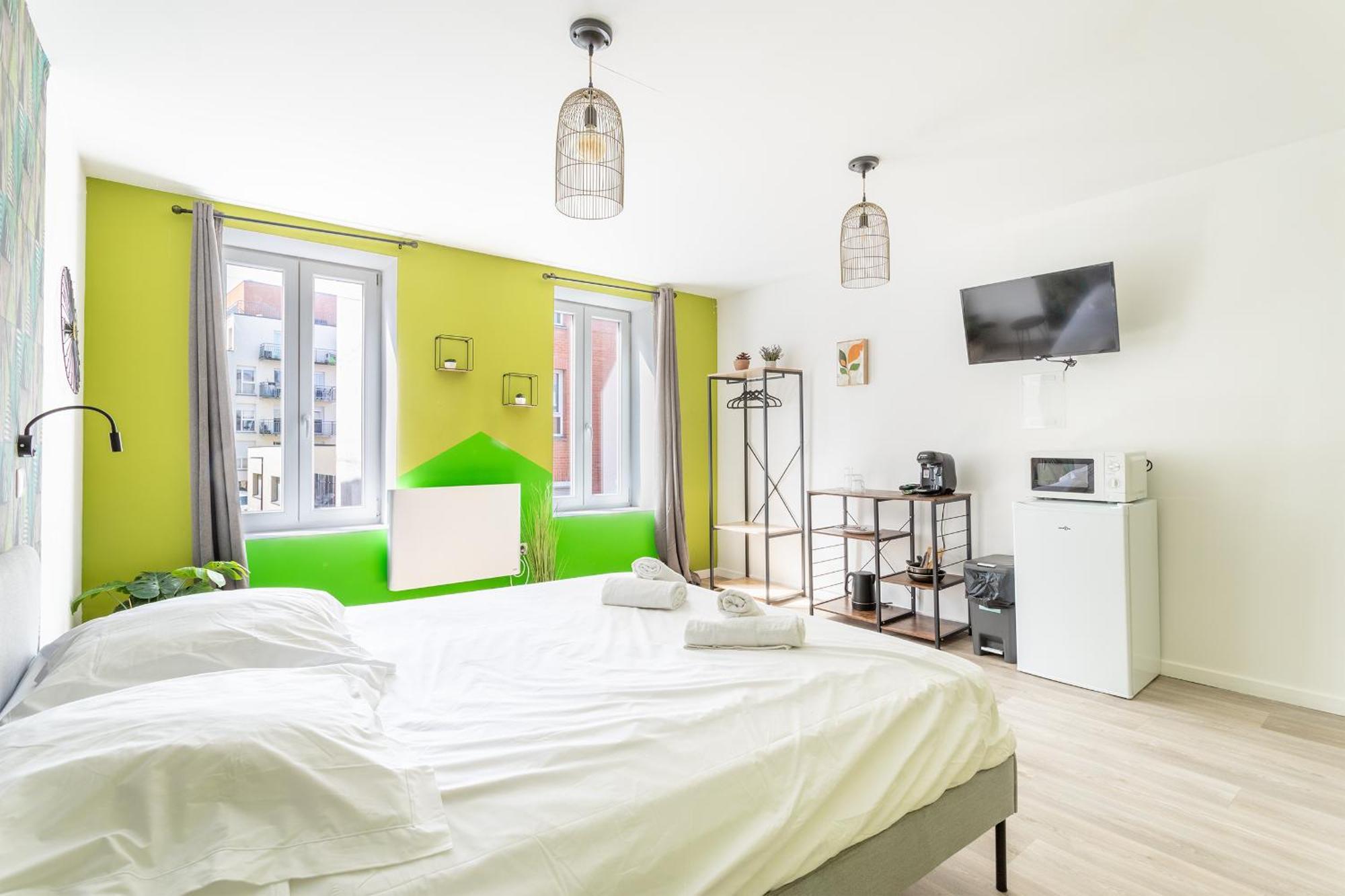 S&K Suite Grande Rue Roubaix - Chambre Spacieuse Et Sdb Privee - Netflix Et Cuisine Exteriör bild
