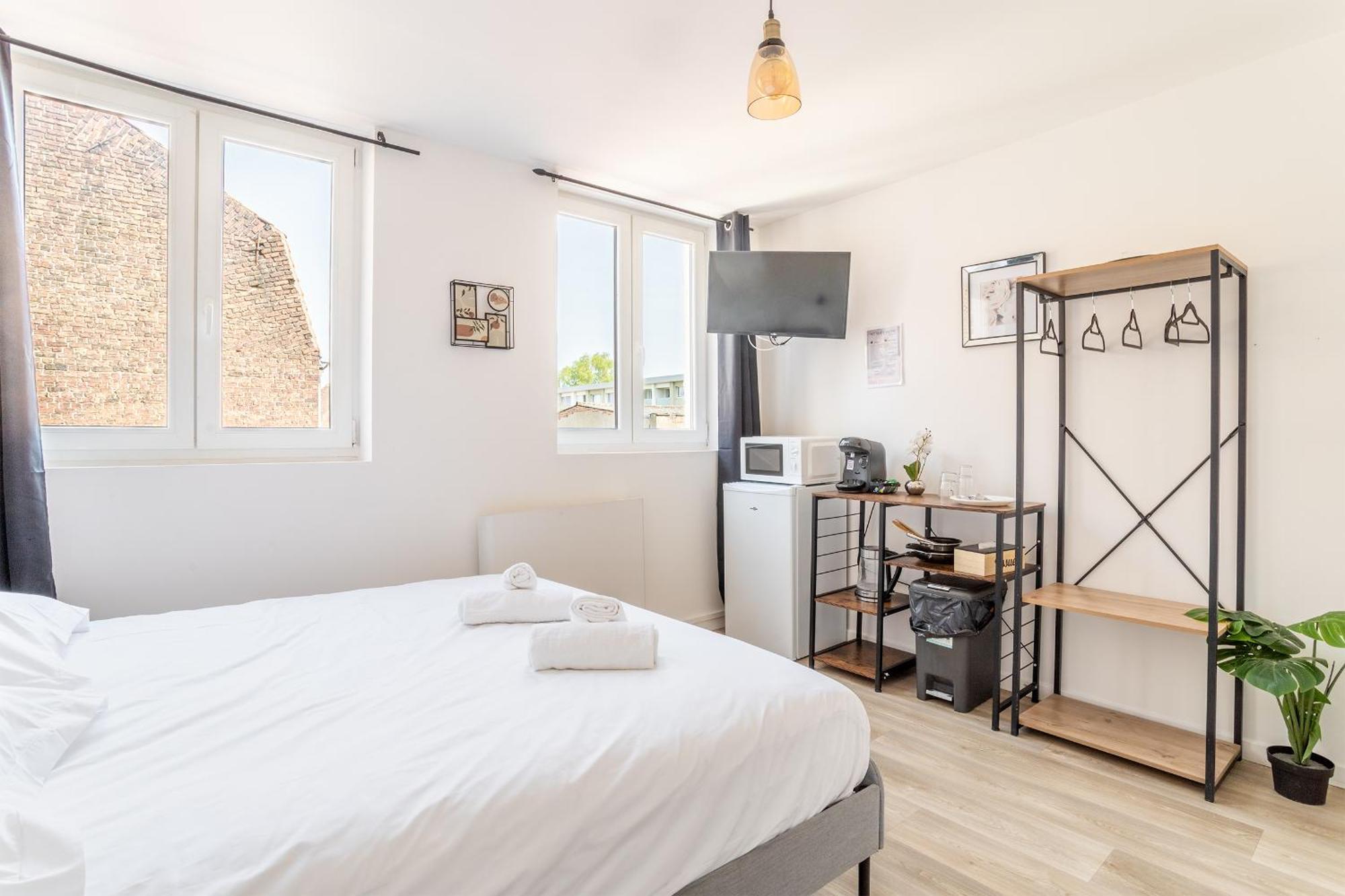 S&K Suite Grande Rue Roubaix - Chambre Spacieuse Et Sdb Privee - Netflix Et Cuisine Exteriör bild