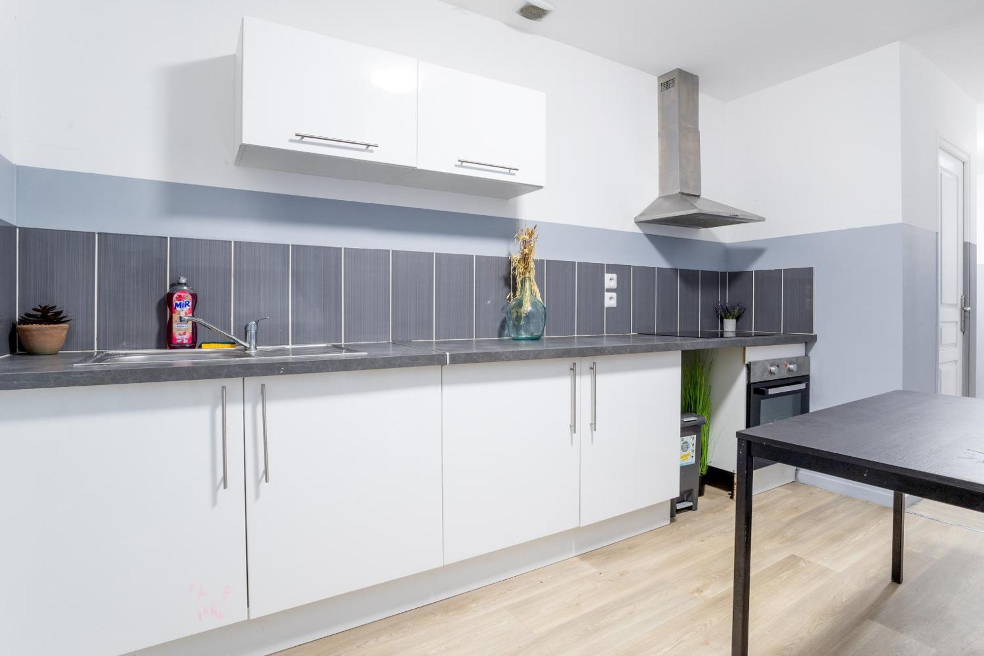 S&K Suite Grande Rue Roubaix - Chambre Spacieuse Et Sdb Privee - Netflix Et Cuisine Exteriör bild